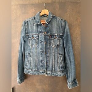 Levi’s blue jacket